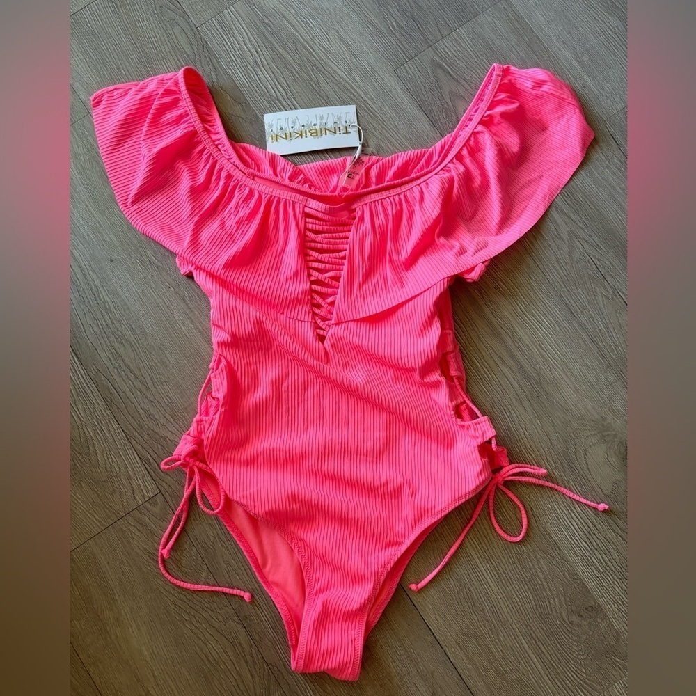 TiniBikini Swimwear Hot Pink Ribbed One-Piece
Swimsuit Ruffle Neckline S…